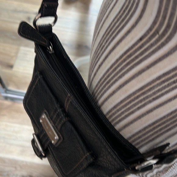 Nine West, black leather crossbody, small bag - Picture 11 of 12